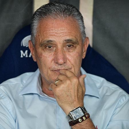 Tite, técnico do Flamengo, durante jogo contra o Athletico pelo Brasileirão