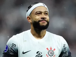 Ídolo do Barça elogia Memphis no Corinthians e diz: 'É um filho para mim'