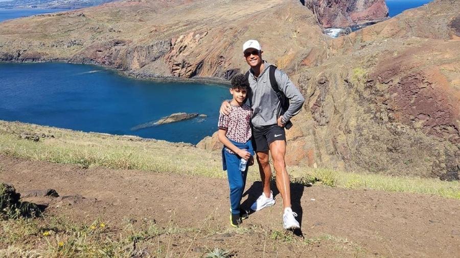 Cristiano Ronaldo passeia com o filho pela Ilha da Madeira - Reprodução/Instagram