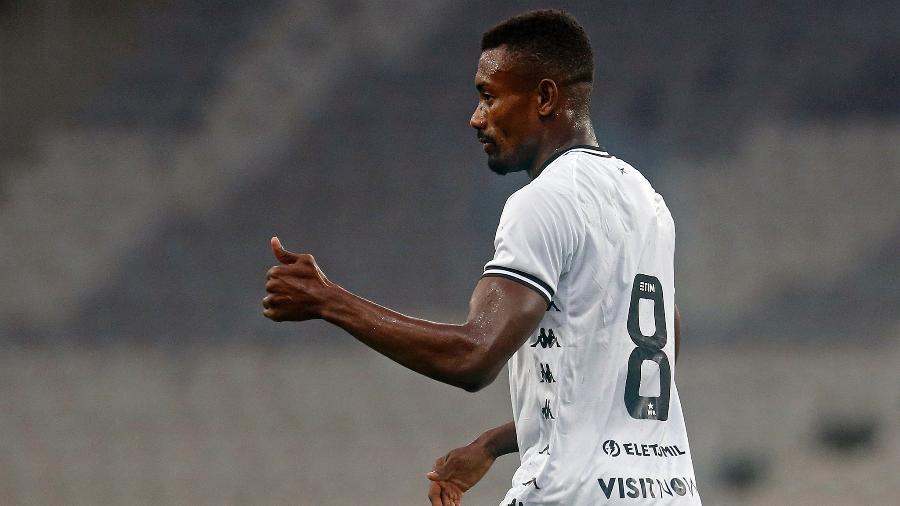 Kalou, atacante do Botafogo - Vitor Silva/Botafogo