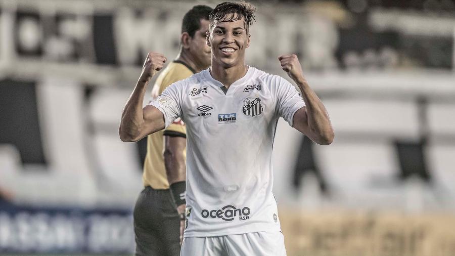 Kaio Jorge comemora gol marcado pelo Santos contra o Goiás na temporada passada - Ivan Storti/Santos FC