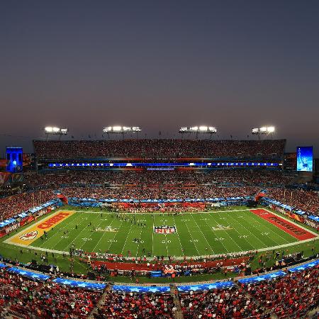 Visão geral do Raymond James Stadium pouco antes do início do Super Bowl LV ente Tampa Bay Buccaners e Kansas City Chiefs - Mike Ehrmann/Getty Images