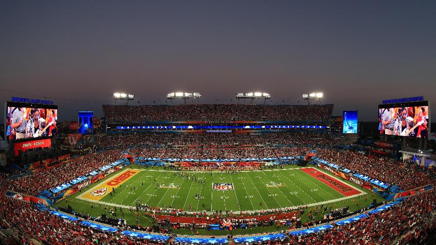 No ano passado, Raymond James Stadium recebeu Super Bowl LV entre Tampa Bay Buccaners e Kansas City Chiefs - Mike Ehrmann/Getty Images