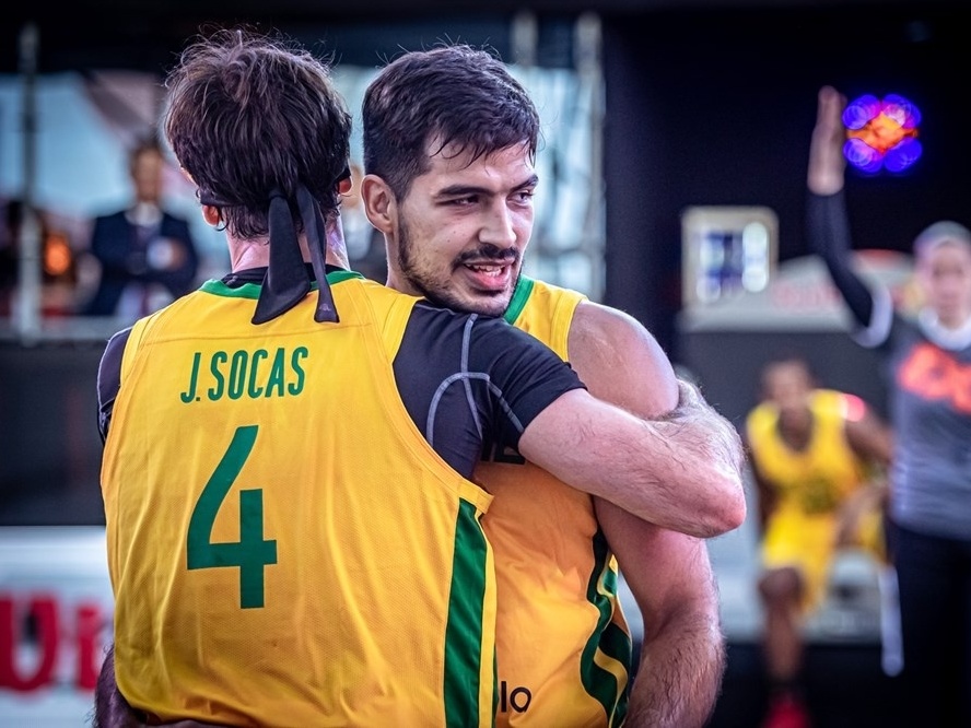 1º Mundial de basquete do Brasil teve confinamento, fuga e MVP - Gazeta  Esportiva