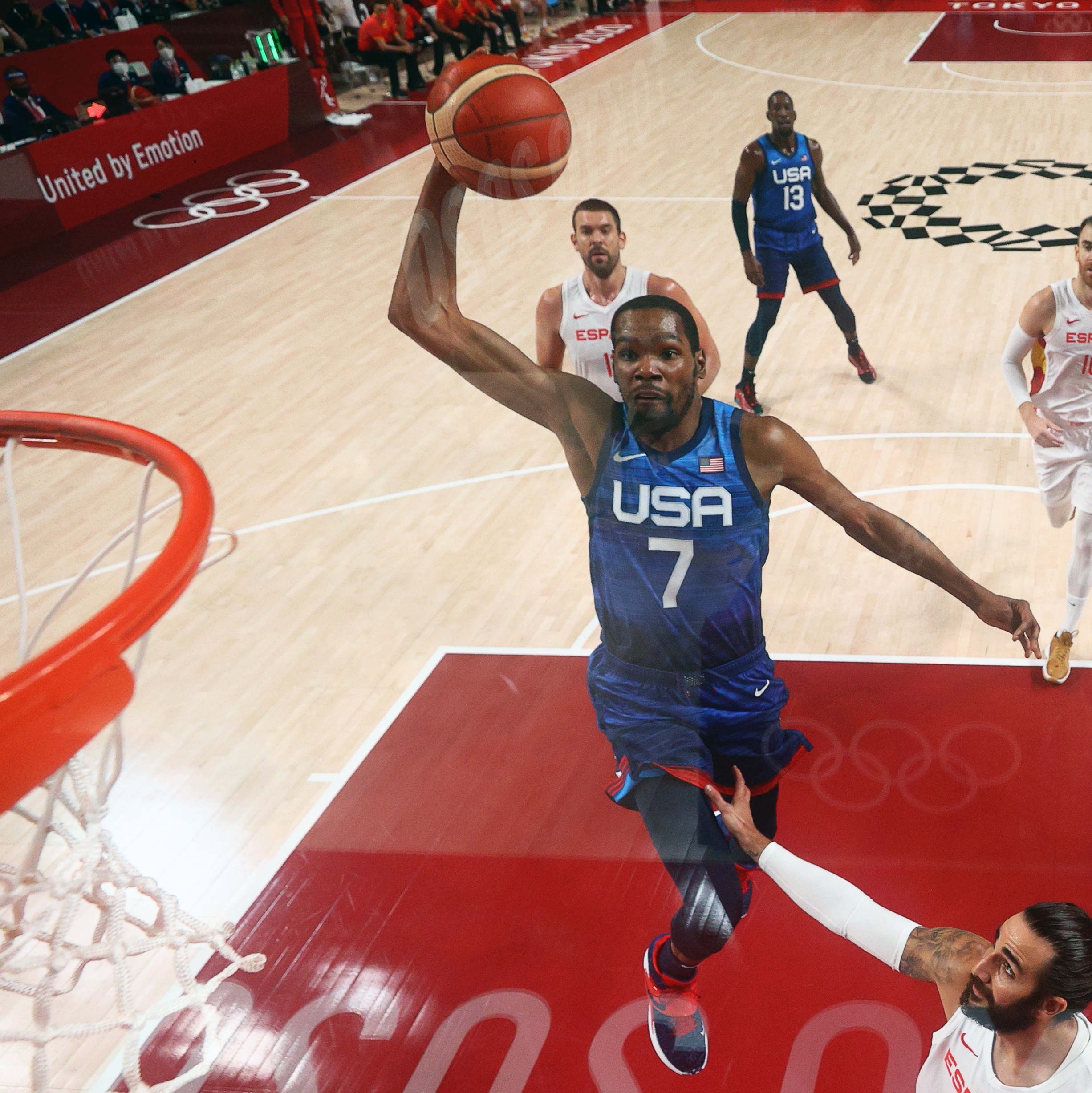 Grécia e Estados Unidos estreiam com vitória no Mundial de basquete -  Gazeta Esportiva