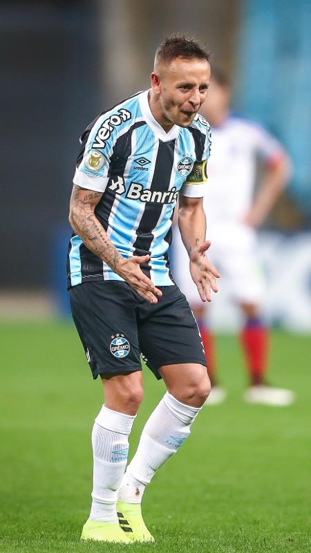 Após recusar a seleção brasileira, ex-Grêmio é convocado para