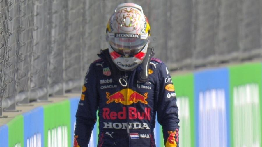 Piloto da Red Bull mostrou decepção após bater na última curva do circuito de Jeddah; ele perdeu a pole para Lewis Hamilton - Reprodução/Twitter
