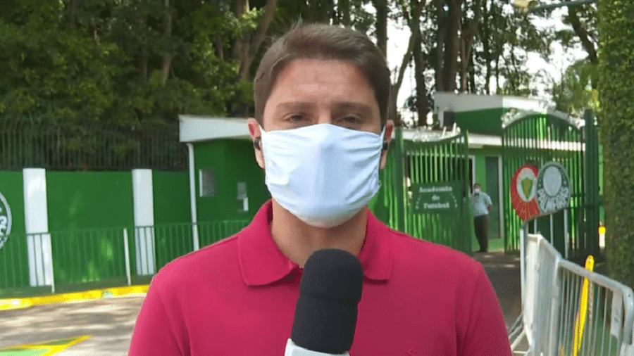 Felipe Diniz, repórter da Globo, foi atrapalhado por grito de "vai, Corinthians" - Reprodução/Globo