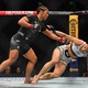 Hist&oacute;ria! Nat&aacute;lia Silva vence chinesa e conquista t&iacute;tulo in&eacute;dito para o Brasil no UFC