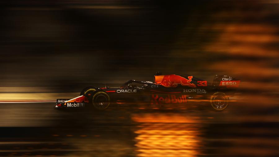 Max Verstappen, da Red Bull, durante a classificação para o GP do Bahrein - Bryn Lennon/Getty Images