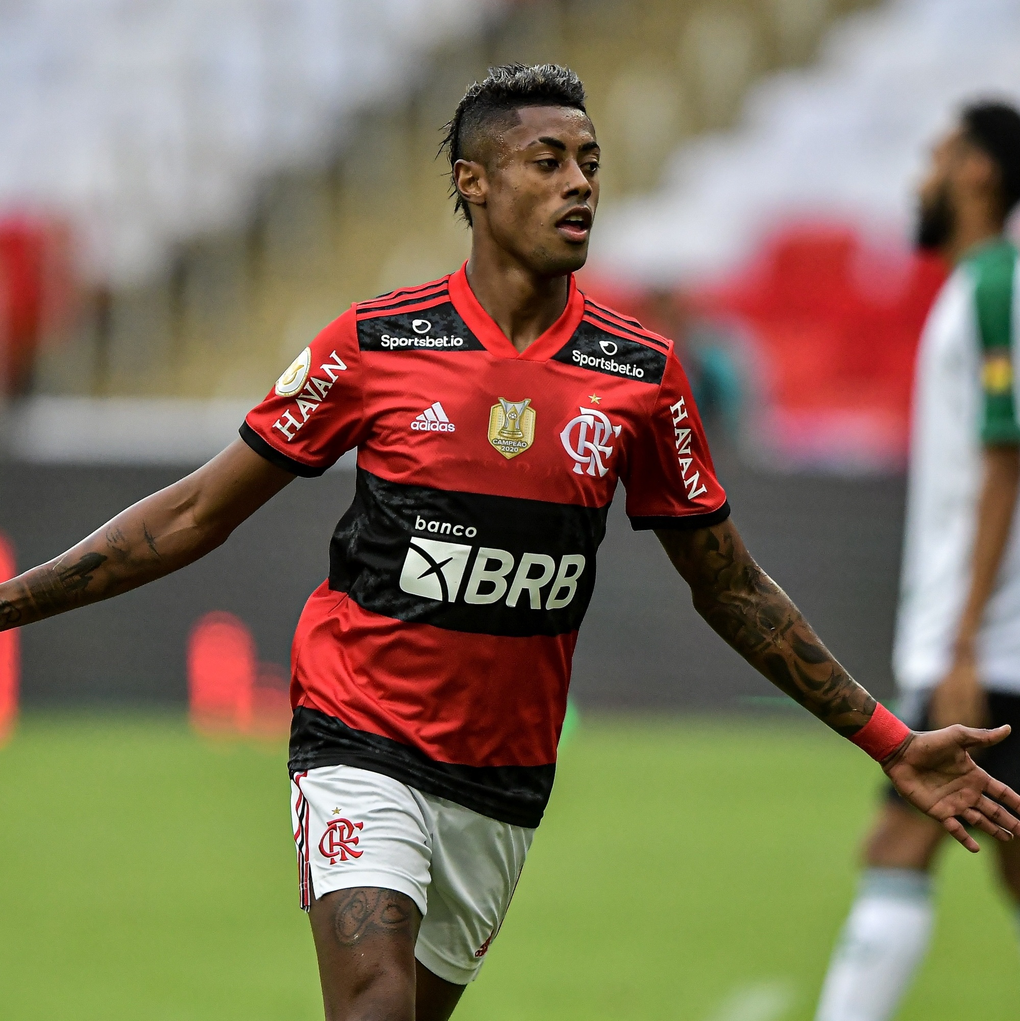 Flamengo Repete Time Ofensivo Para Encarar O Bragantino Veja A Escalacao 19 06 2021 Uol Esporte