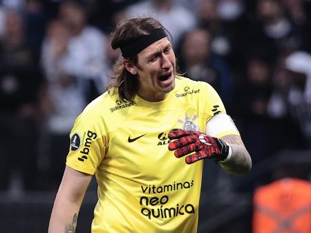 Cássio vai jogar contra o Flamengo? Veja o que pensam os médicos e a  comissão técnica do Corinthians