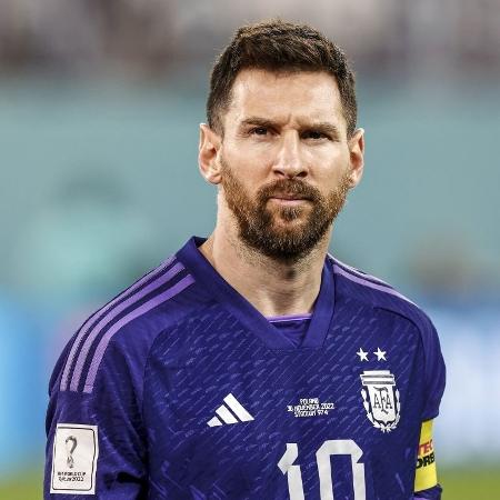 Messi durante a partida das oitavas de final da Copa do Mundo de 2022, contra a Polônia - Maurice of Stone/Getty