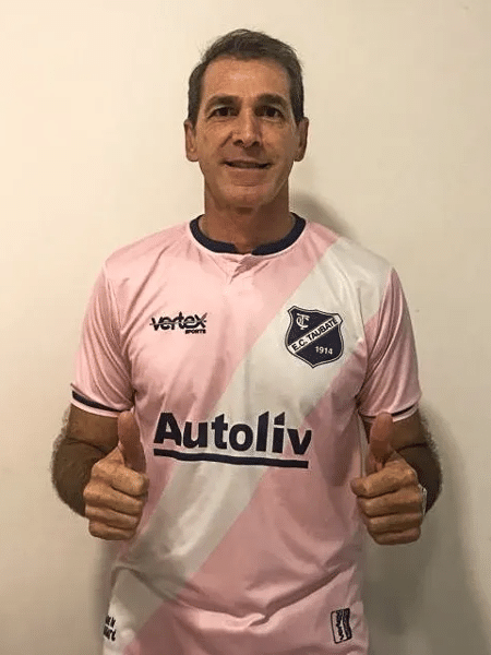 Luciano Dias, ex-técnico do Taubaté e novo auxiliar do Corinthians - Divulgação