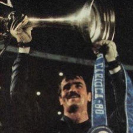 Paulo Goulart, ex-goleiro do Fluminense, morreu aos 68 anos