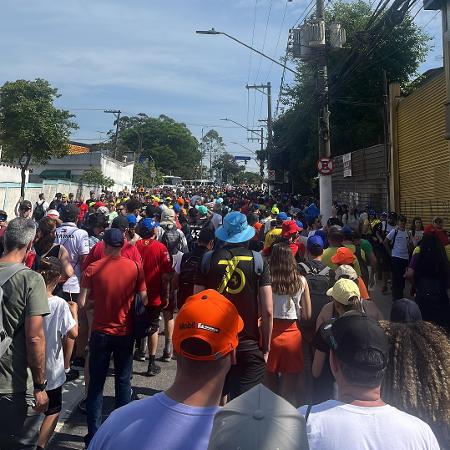 Fila quilométrica para o setor A do Autódromo de Interlagos 