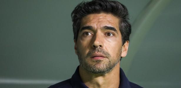 Abel nega descanso a titulares, exalta Flaco e despista sobre vaga de Allan