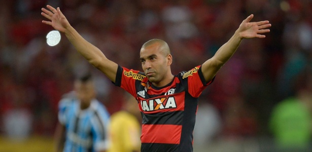 Emerson voltou ao Flamengo após quatro anos no Corinthians - Alexandre Loureiro/Getty Images