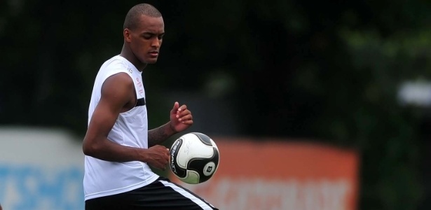 Luiz Felipe estreou com a camisa do Santos no clássico contra o Corinthians na Vila - Divulgação/SantosFC