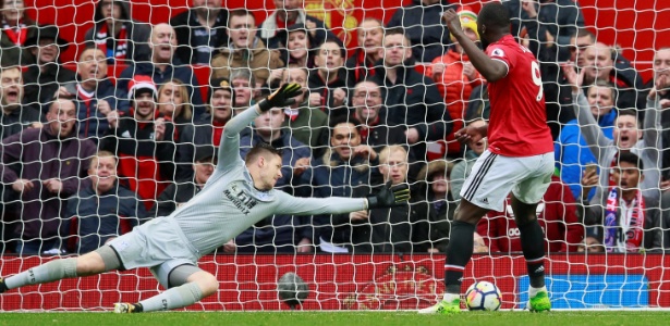 Lukaku marca o quarto gol do United sobre o Crystal Palace - Jason Cairnduff/Reuters - Jason Cairnduff/Reuters