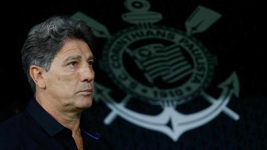 O técnico Renato Gaúcho, do Grêmio, é uma das opções do Corinthians para lugar de Fábio Carille - Marcello Zambrana/AGIF