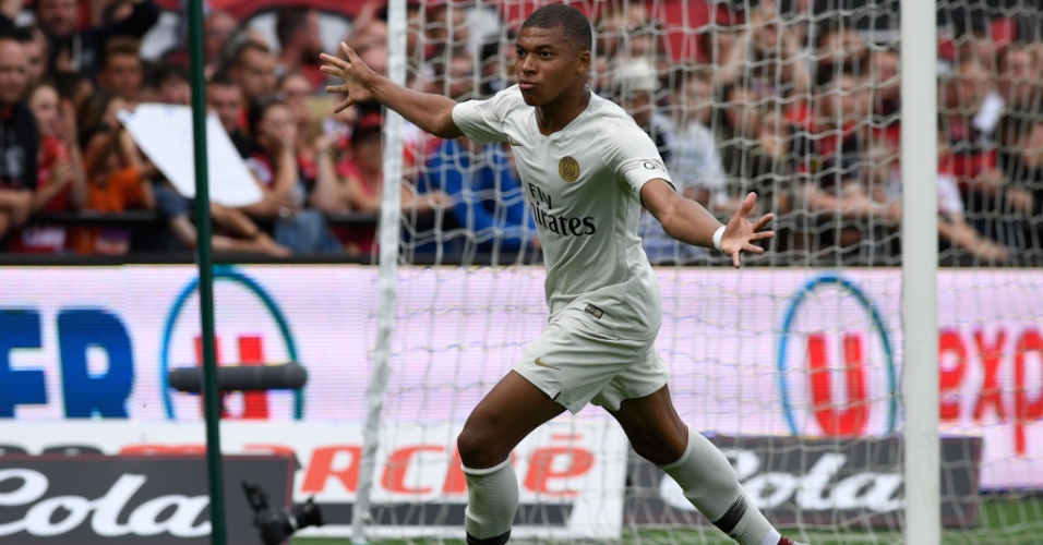 Virada contra o Guingamp | Mbappé confirma novo status no PSG e dá afago a Neymar