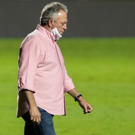 Abel Braga durante partida entre São Paulo e Internacional, no Morumbi - Marcello Zambrana/AGIF
