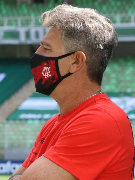 Renato Gaúcho técnico do Flamengo antes da partida contra o América-MG - Fernando Moreno/AGIF