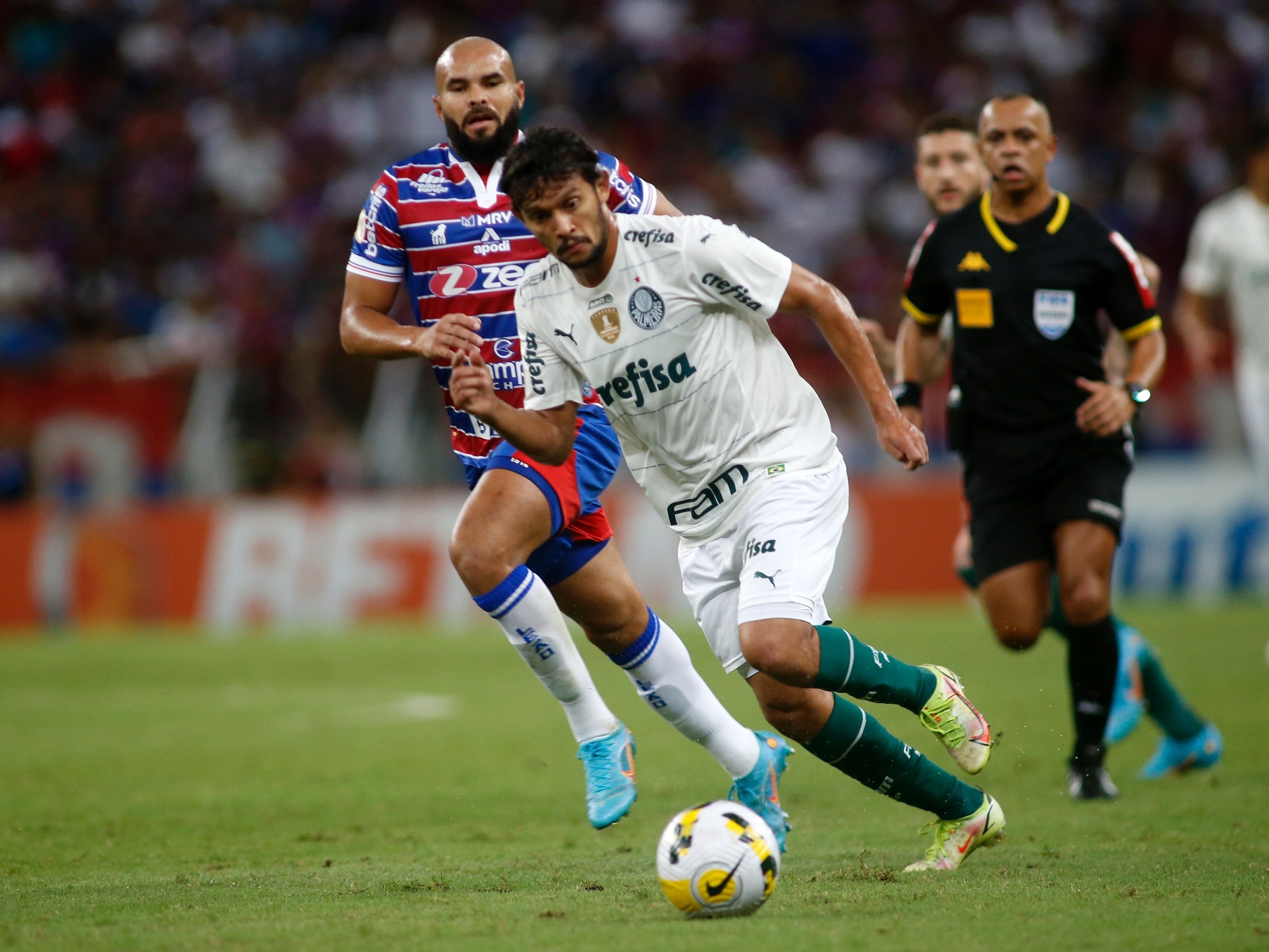 Qual canal vai passar Palmeiras x Fortaleza ao vivo? Veja