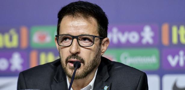 Ramon Menezes convoca a seleção