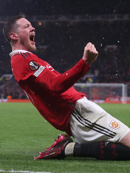 Weghorst comemora o quarto gol do Manchester United contra o Bétis, pela Liga Europa - Matthew Peters/Manchester United via Getty Images