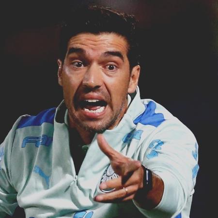 Abel Ferreira, técnico do Palmeiras, durante partida contra o Cerro Porteño na Libertadores - Cesar Olmedo/Reuters