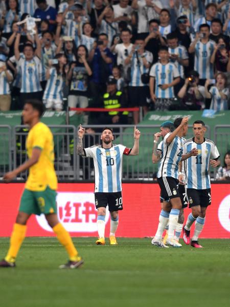 Lionel Messi marcou o primeiro gol da Argentina em amistoso contra a Austrália - Di Yin/Getty Images