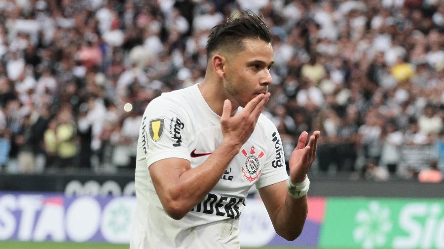 Romero celebra seu gol pelo Corinthians contra o Guarani no Campeonato Paulista