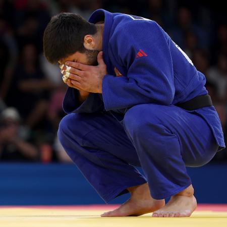 Ilia Sulamanidze se lamenta após perder final do judô até 100kg nas Olimpíadas de Paris-2024