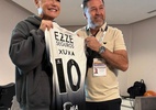 Augusto Melo presenteia Xuxa com camisa e vê ídolos do Corinthians em campo - Divulgação/Corinthians