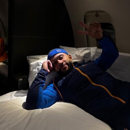 Memphis pega voo após vitória do Corinthians para a Holanda - Divulgação/Instagram/@memphisdepay