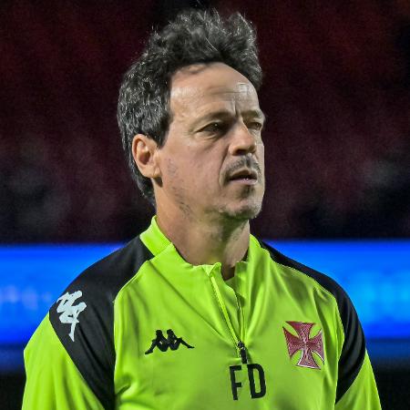 Fernando Diniz, técnico do Vasco, durante jogo contra o São Paulo Fernando Diniz, técnico do Vasco, durante jogo contra o São Paulo