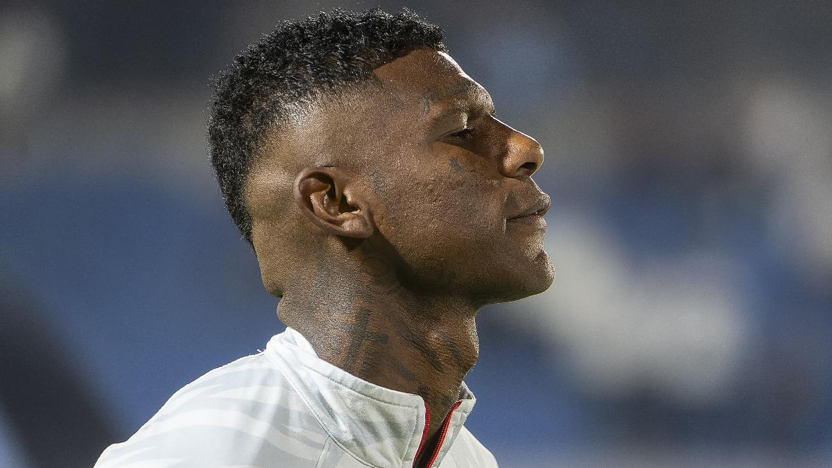 Sob vaias, Arboleda vira 'solução' do São Paulo diante da falta de zagueiro