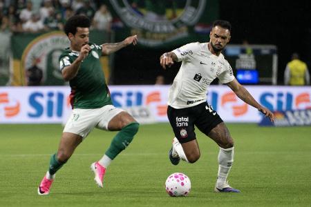 Raniele durante derrota do Corinthians em clássico contra o Palmeiras Raniele durante derrota do Corinthians em clássico contra o Palmeiras
