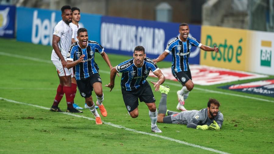 Diego Souza fez o gol da vitória do Grêmio sobre o Fluminense na estreia do Brasileirão de 2020 - Reprodução/Site oficial do Grêmio 