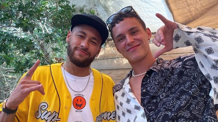 Neymar publicou foto ao lado de Arón Piper - Reprodução/Instagram @neymarjr