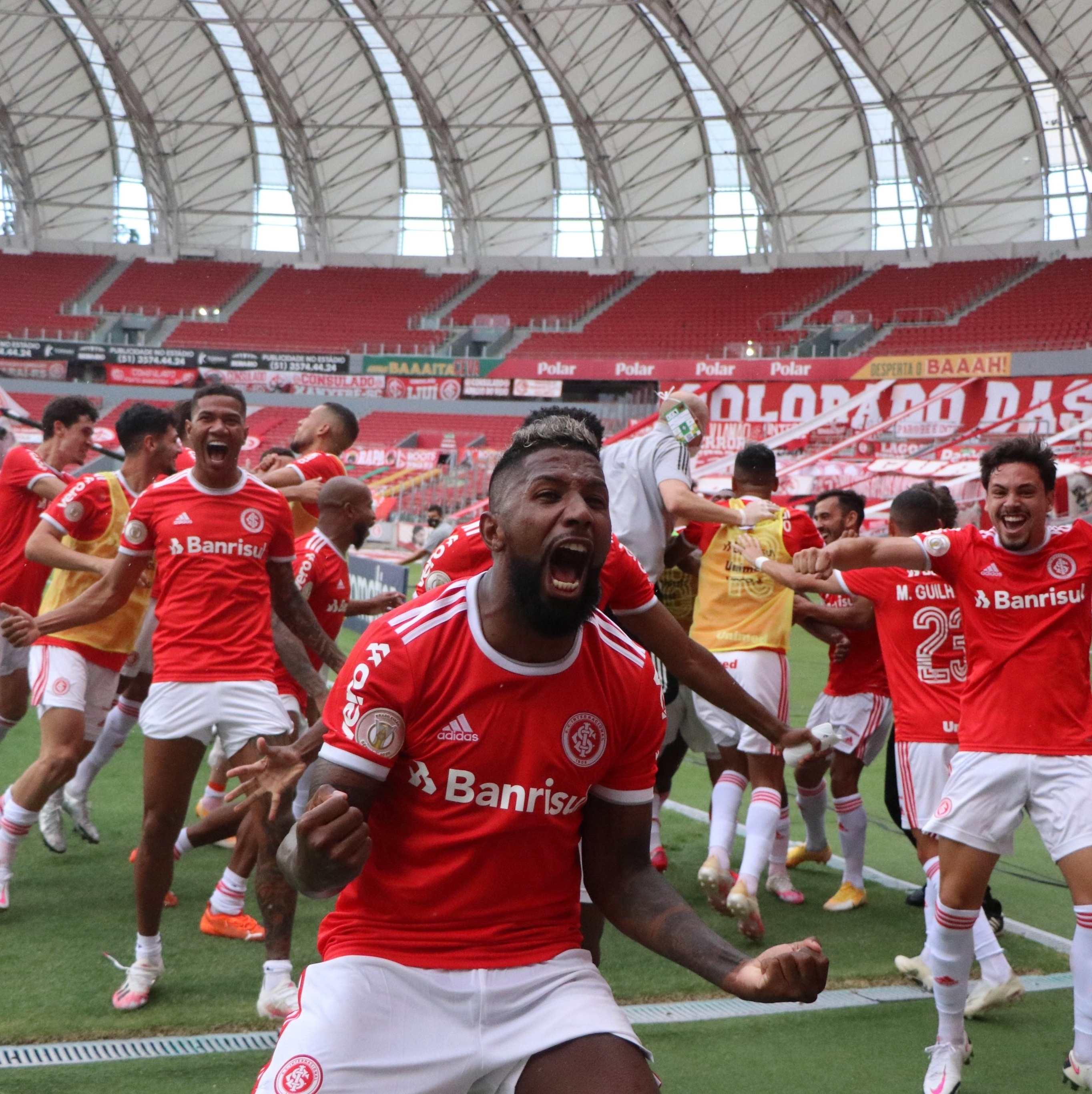 Futebol internacional: Os resultados dos campeonatos nesse domingo (05)