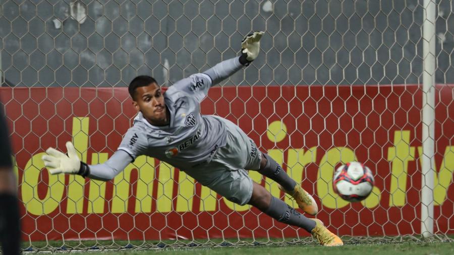 Matheus Mendes entrou na vaga do expulso Everson e defendeu pênalti cobrado pelo artilheiro do Mineiro - Pedro Souza/Atlético-MG