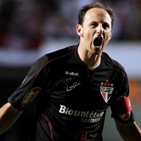 Rogério Ceni comemora gol pelo São Paulo