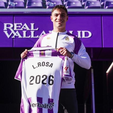 Lucas Rosa renovou com o Real Valladolid até junho de 2026