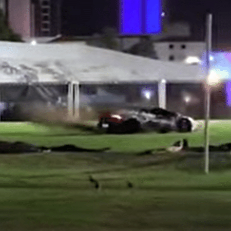Manobras de MC Ryan no gramado do estádio do XV de Piracicaba - Reprodução/X