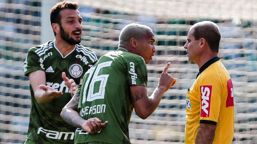 Palmeiras tem muito o que reclamar da arbitragem na última rodada - Ale Cabral/AGIF