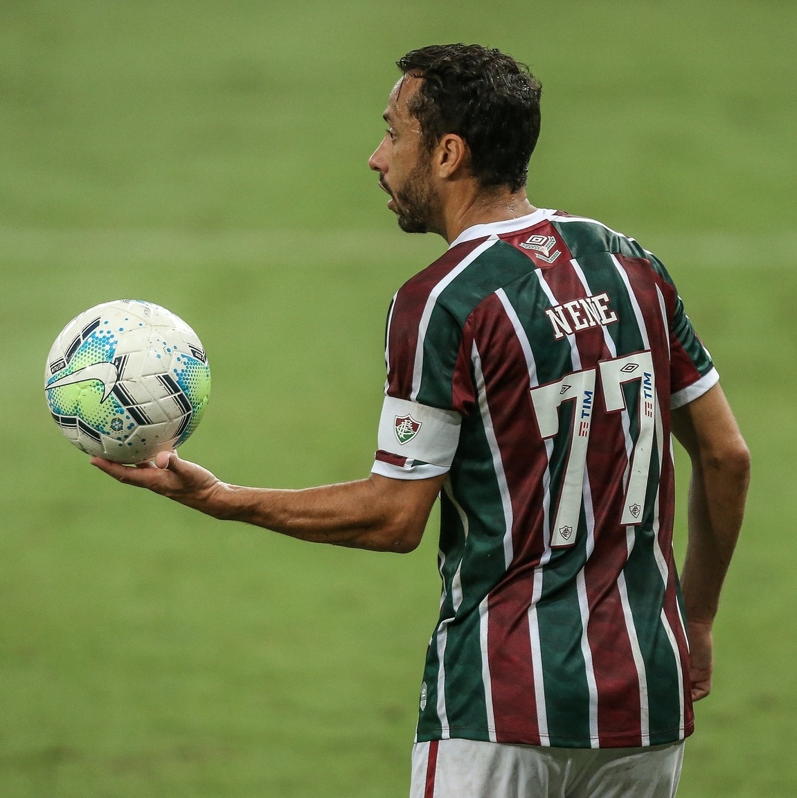 Bolão de jogadores pelo Brasil tem festa, artilheiro na lanterna e até  patrocínio - 01/07/2010 - UOL Copa do Mundo - Últimas Notícias