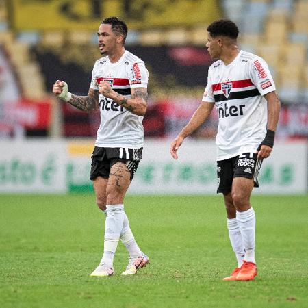 Luciano comemora gol do São Paulo contra o Flamengo - Jorge Rodrigues/AGIF